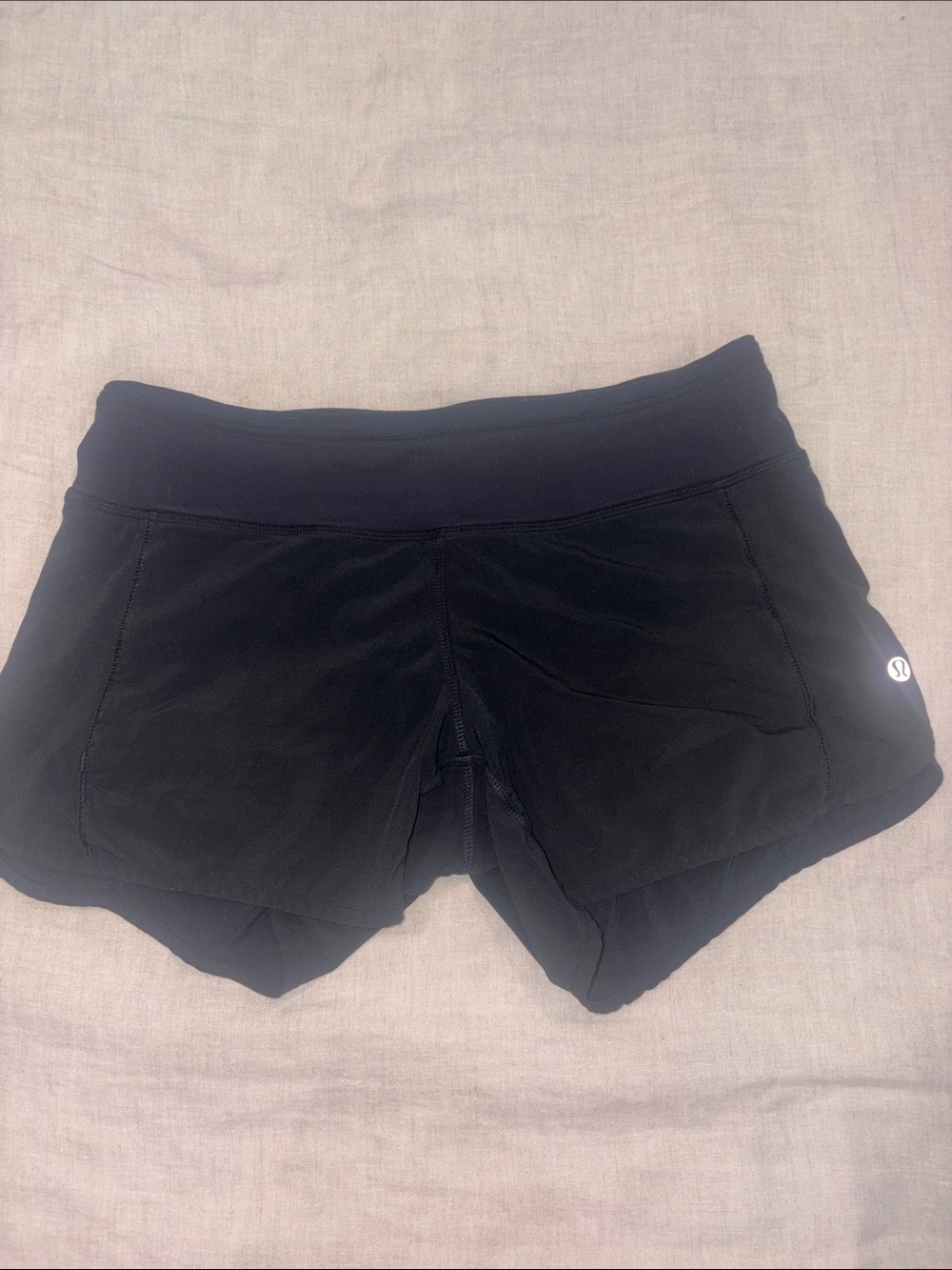 Lululemon Speed-Up 4” Women’s Shorts